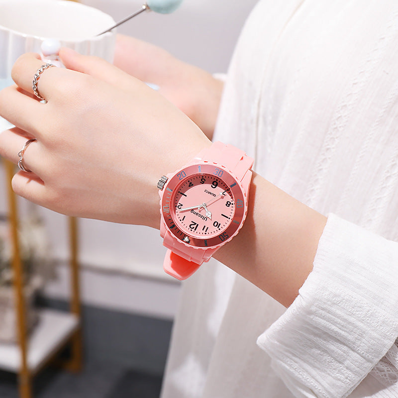 New wish hot-selling fresh sport silicone fashion racing business quartz couple watch wholesale