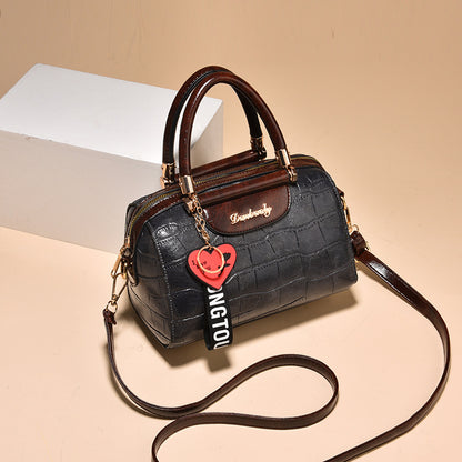 2026 women's fashionable trendy handbag retro large capacity crossbody bag large capacity pillow bag women's bag dropshipping available