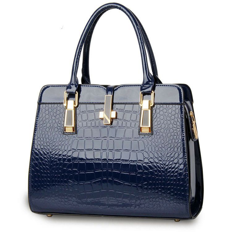 2026 winter fashion: european and american style trendy large capacity women's embossed shoulder bag, crossbody bag, and tote bag - dropshipping available