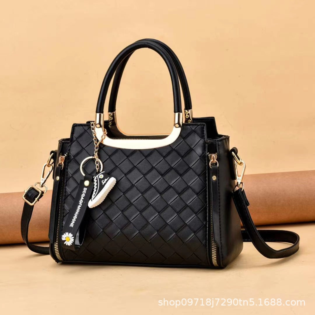 2026 winter minimalist chic woven pattern fashionable trendy pendant new handbag shoulder bag crossbody bag - dropshipping available