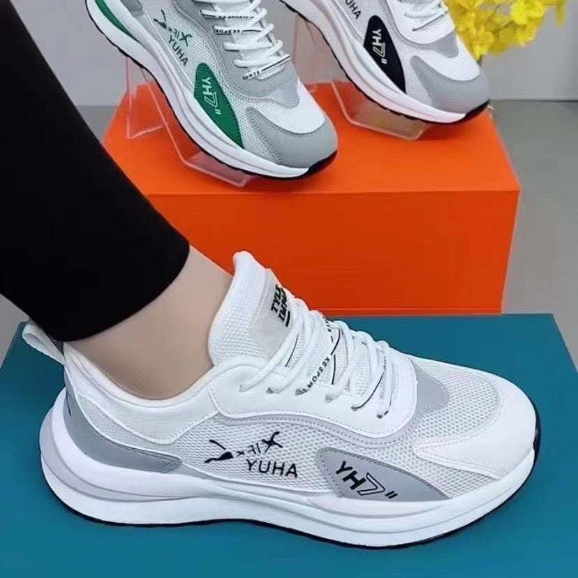 Mesh sneakers 2025 new korean style couple breathable soft bottom dad shoes fly woven running shoes for men and women