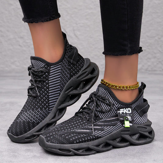 Shoes for women and couples, coconut shoes, cross-border plus size, blade twist bottom sneakers, fly-woven casual shoes, breathable flats