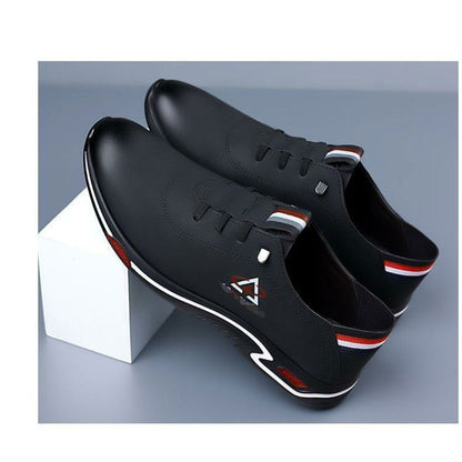 Soft bottom casual shoes men 2025new arrival breathable one-leg flat leather shoes british driving soft bottom beanie shoes men
