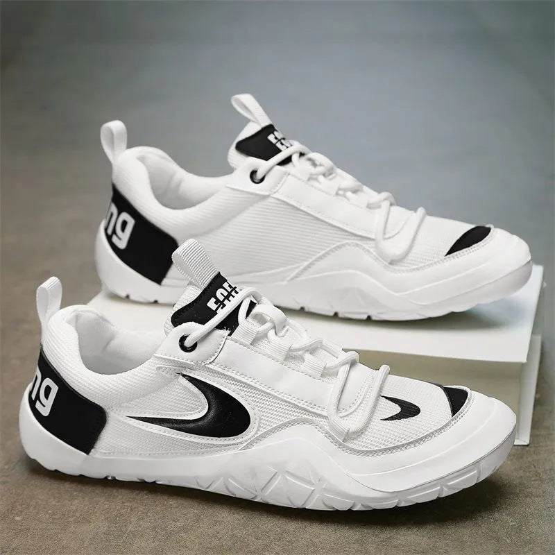 Men's 2025 breathable flyknit mesh athletic shoes, soft sole, youth/teenager style, lightweight running shoes (white/off-white)