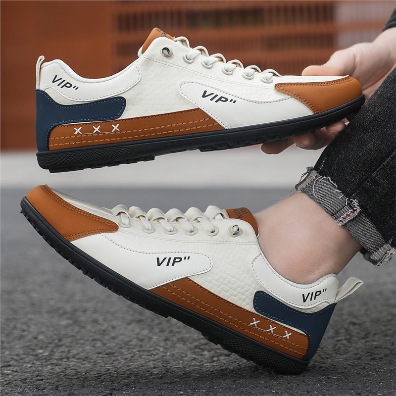 2026 New Style Soft-Soled Moccasins - Stylish, Breathable, Lightweight, Thin-Soled Casual Shoes, Simple Slip-On Flat Men's Shoes