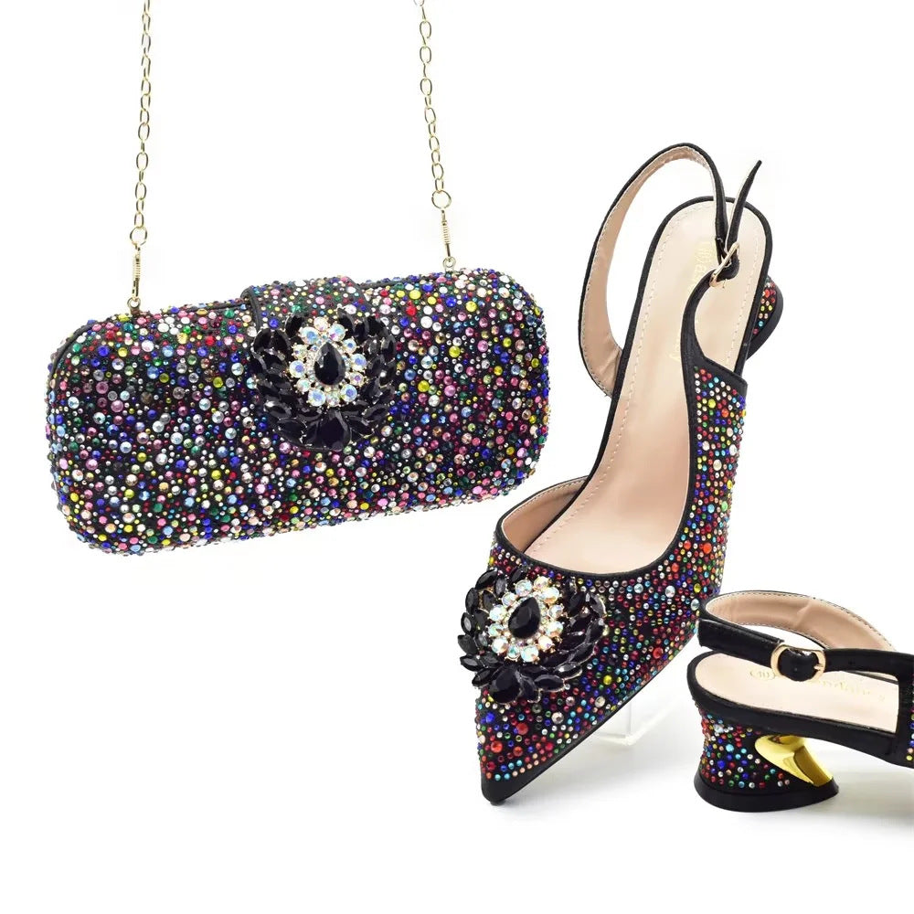 The party is matched with big flash diamond decorative high-heeled sandals and hard box gem handbag set full of diamonds high-heeled shoes.