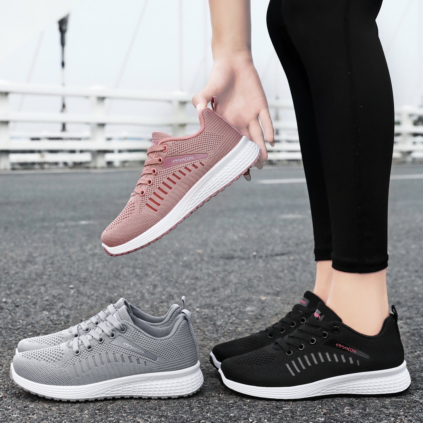 Women's spring sneakers: soft sole, flyknit running shoes, lace-up versatile flats, breathable mesh casual shoes, fashionable women's footwear