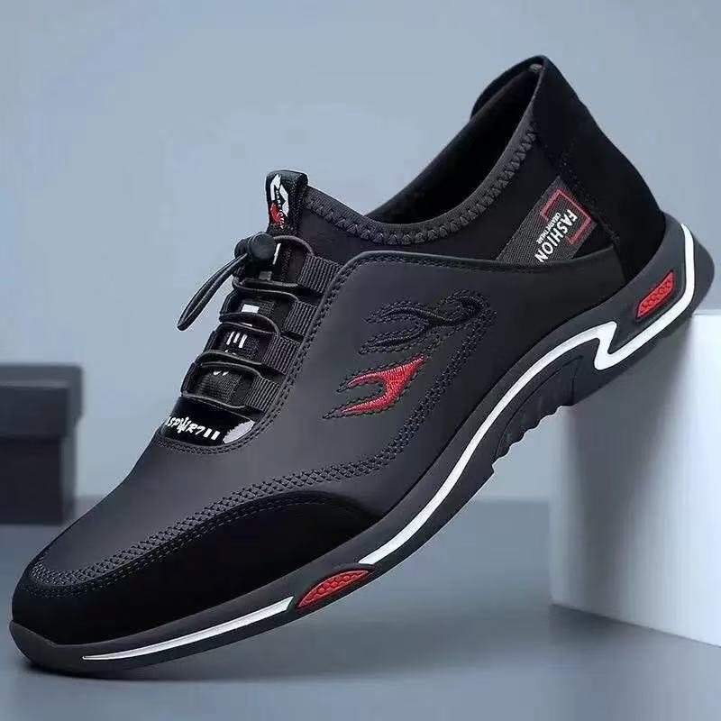 Soft-soled men's shoes, new for spring/summer 2025. casual leather slip-on sneakers, british style low-top, easy slip-on design. wholesale