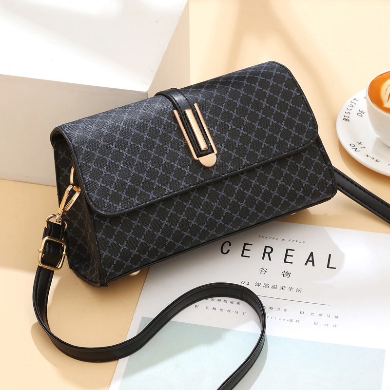 Textured bag 2026 new niche style fashionprintingwork clothing women's bag shoulder crossbody square bag one piece dropshipping