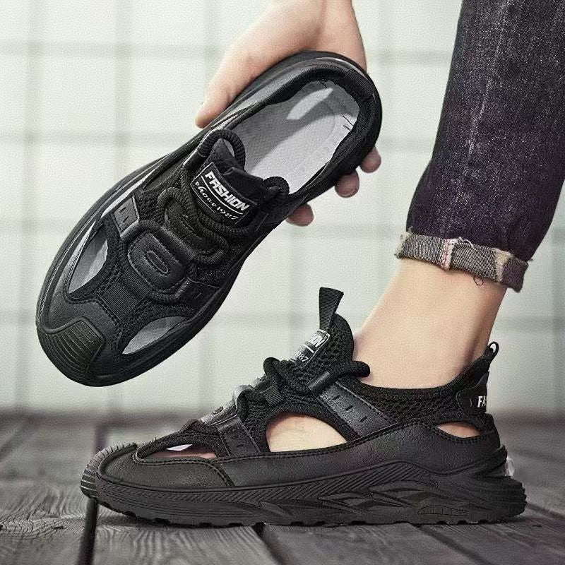 Outdoor sandals summermentrendycut out men's shoes breathable soft bottom toe casual shoes river tracing clogs cross-border