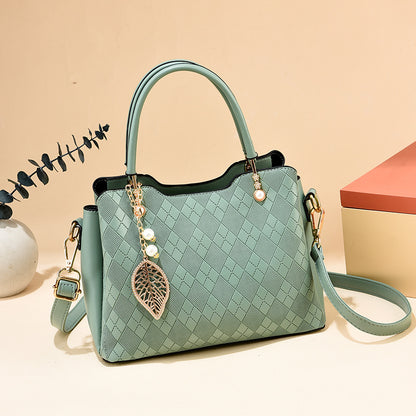 Women's handbag tote 2026 diamond quilted embossed solid color minimalist large capacity commuter fashion shoulder crossbody bag - dropshipping available