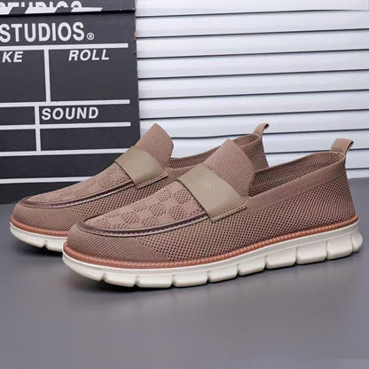Men's breathable lightweight luxury soft sole casual shoes, flyknit slip-on loafers, lightweight versatile loafers