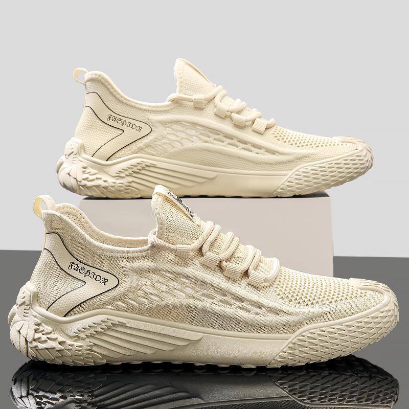 Soft-soled men's shoes, new for spring/summer 2025. flyknit mesh sneakers, breathable running and casual athletic shoes. lightweight knitted trendy footwear