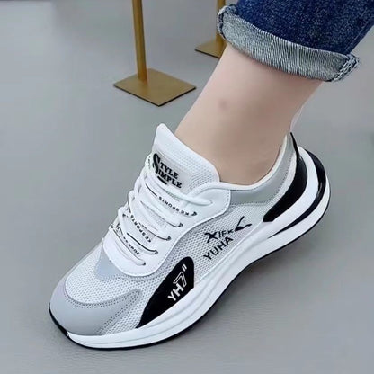 Mesh sneakers 2025 new korean style couple breathable soft bottom dad shoes fly woven running shoes for men and women