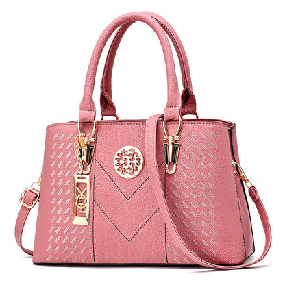 Export women's bag 2026new arrivaltrendyfashion hardware pendant decoration high-end women's shoulder crossbody satchel
