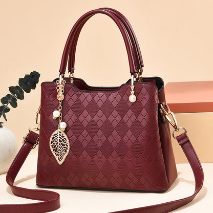 Women's handbag tote 2026 diamond quilted embossed solid color minimalist large capacity commuter fashion shoulder crossbody bag - dropshipping available