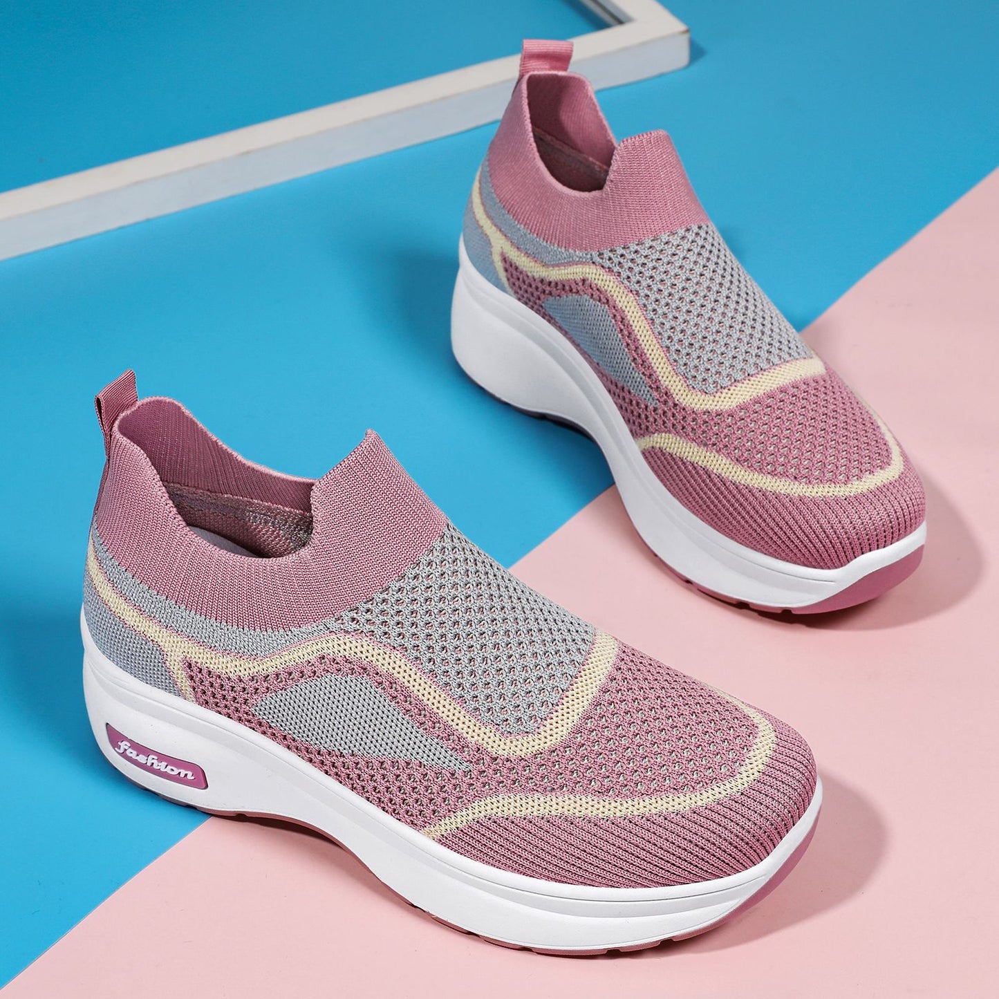 Women's fall collection: new chunky sole casual shoes - soft, comfortable, height-boosting, versatile flats with breathable flyknit upper