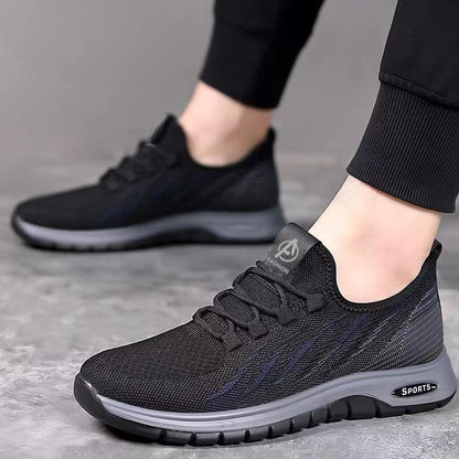 Flyknit breathable men's shoes 2025 new korean style soft sole sneakers mesh lightweight driving casual shoes wholesale