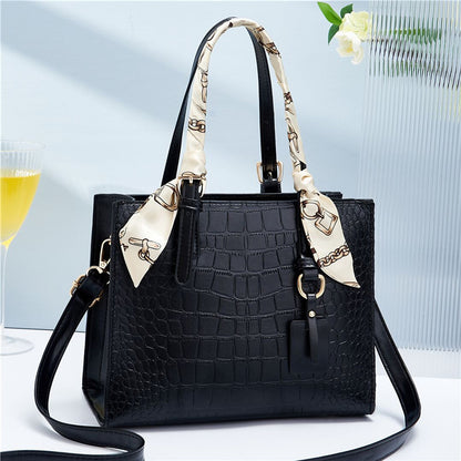 Women's handbag 2026 new trendy fashion commuter casual shoulder embossed crocodile pattern crossbody mom bag women's bag