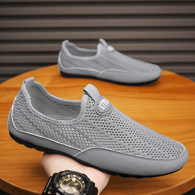 Breathable hollow men's shoes 2025 slip-on lightweight casual shoes mesh men's fly knitting trendy shoes driving doudou shoes
