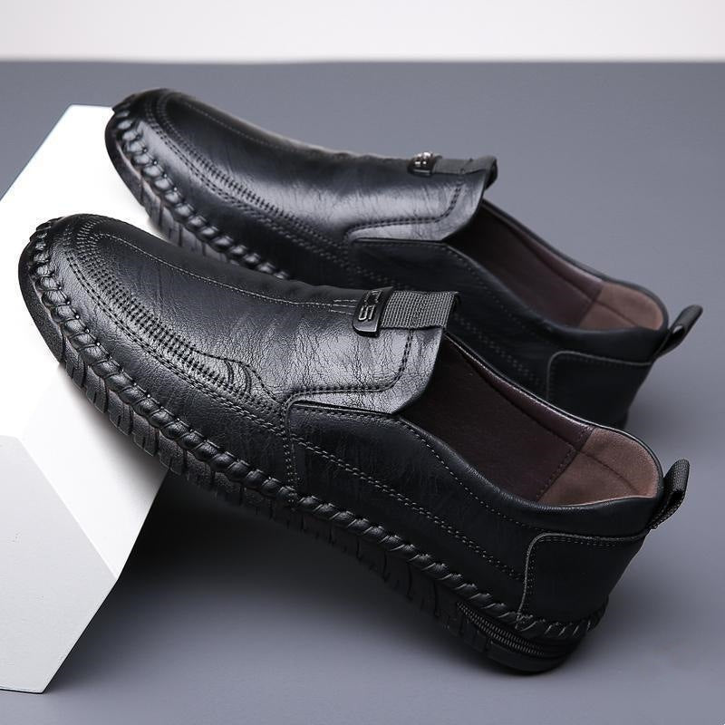 Men's leather loafers: round toe, soft sole, casual slip-ons - trendy driving shoes for comfortable mid-life men - cross-border style