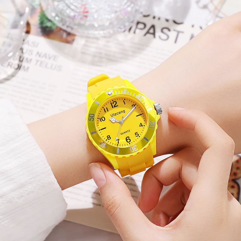 New wish hot-selling fresh sport silicone fashion racing business quartz couple watch wholesale