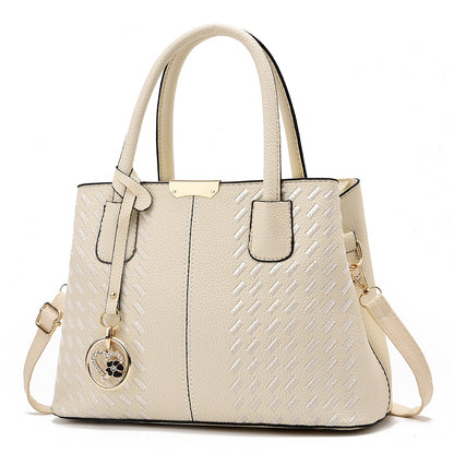 【british mary】2026 new trendy fashion soft leather embroidered middle-aged mom bag cross-border women's handbag