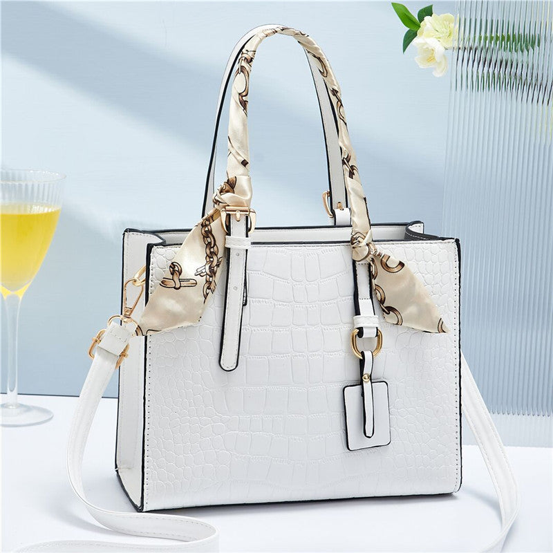 Women's handbag 2026 new trendy fashion commuter casual shoulder embossed crocodile pattern crossbody mom bag women's bag