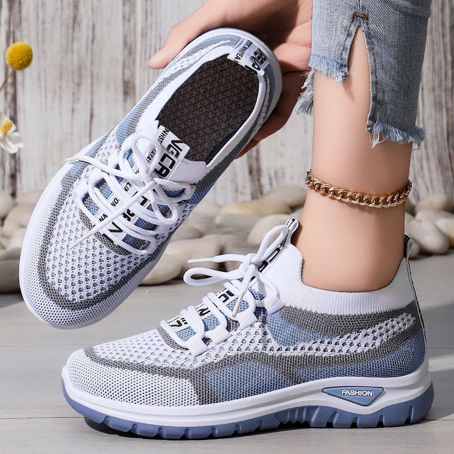 Women's plus size athletic shoes - flyknit mesh, low-cut, lightweight casual sneakers, comfortable and versatile single shoes for women