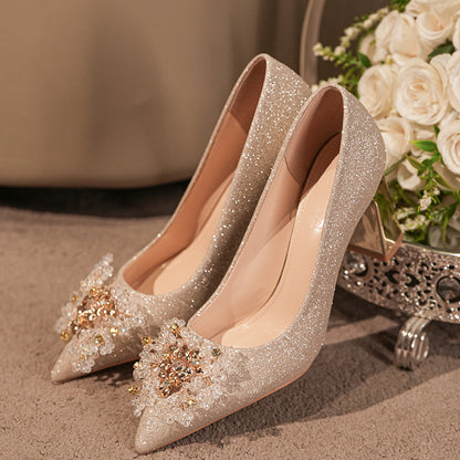 Fairy temperament French thick heel pointed high heels women's 2026 spring new versatile light mouth not tired feet women's shoes