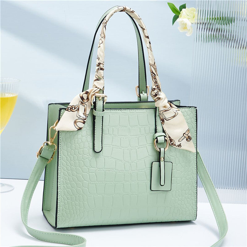 Women's handbag 2026 new trendy fashion commuter casual shoulder embossed crocodile pattern crossbody mom bag women's bag