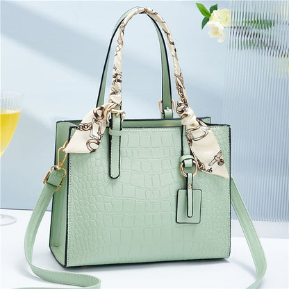 Women's handbag 2026 new trendy fashion commuter casual shoulder embossed crocodile pattern crossbody mom bag women's bag