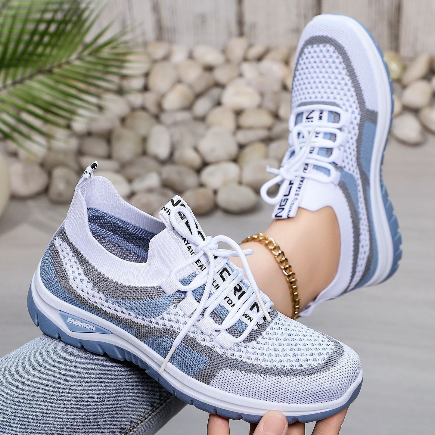 Women's plus size athletic shoes - flyknit mesh, low-cut, lightweight casual sneakers, comfortable and versatile single shoes for women