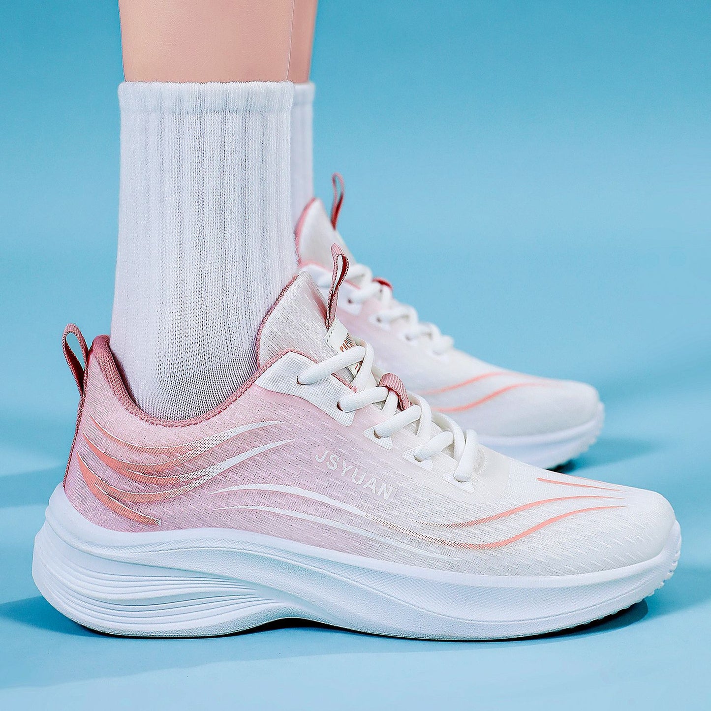 Women's spring lightweight athletic shoes - breathable running shoes, trendy cross-border casual sneakers, flyknit single shoes