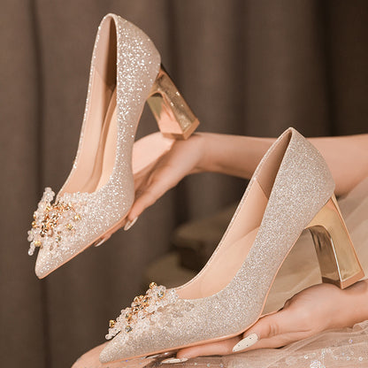 Fairy temperament French thick heel pointed high heels women's 2026 spring new versatile light mouth not tired feet women's shoes
